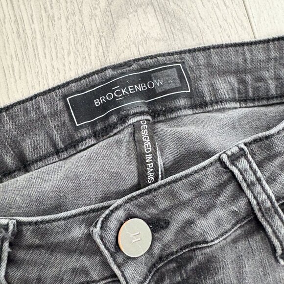 Brockenbow Womens Size 26 Grey Embroidered Skinny Jeans Emma Medium Waist - Picture 6 of 9